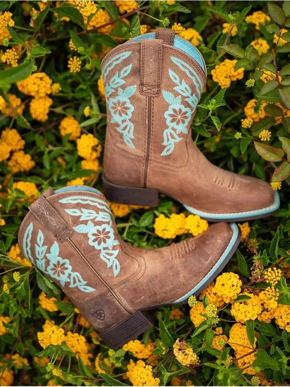 Ariat Western Boots with Turquoise Floral Embroidery Square Toe Girls Size 6